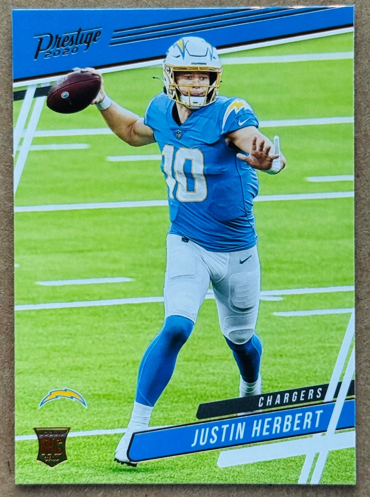 2020 PANINI CHRONICLES PRESTIGE JUSTIN HERBERT BRONZE RC #303 NM+ CHARGERS 