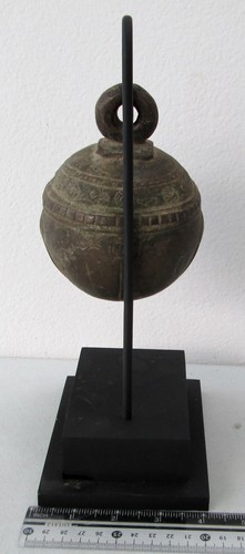 LARGE SIZE Old Karen Hill Tribe Bronze Round Elephant Bell & Stand 660g - Picture 4 of 5