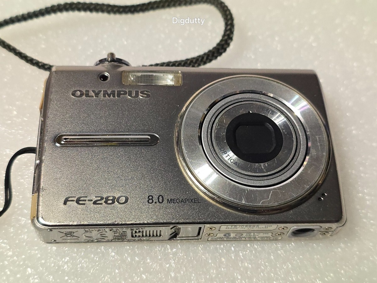 Olympus FE-280 8.0MP Compact Digital Camera Silver, Color