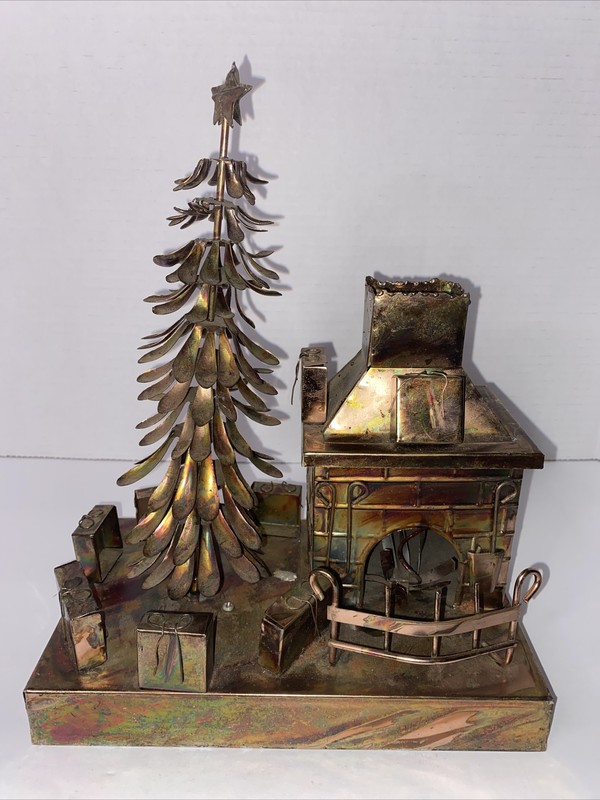Music Box Copper Sankyo We Wish You A Merry Christmas Tree Fireplace Vintage