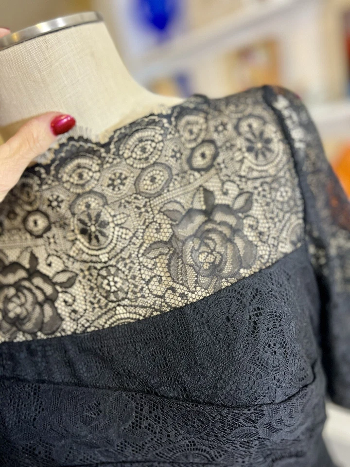 Vestido de noche Chetta B para dama negro de encaje talla 8 usado en excelente estado Foto 2 de 4