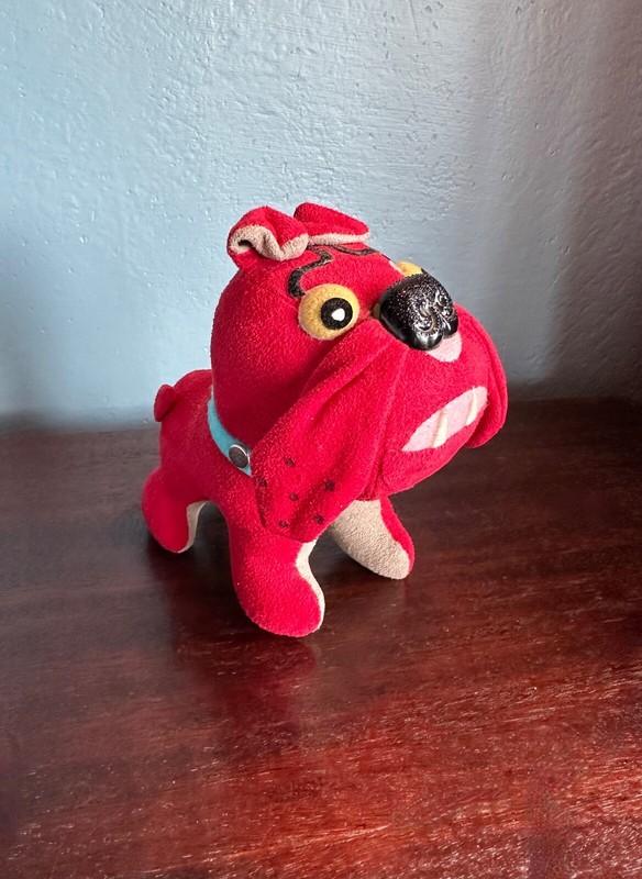 Vintage  Dakin DREAM PETS Red English Bulldog Plush Animal-6”
