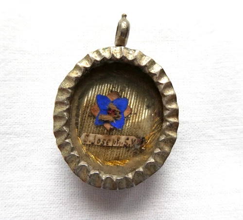 RELIQUARY RELIC MANTLE OF ST. JOSPEH SPOUSE BLESSED VIRGIN MARY