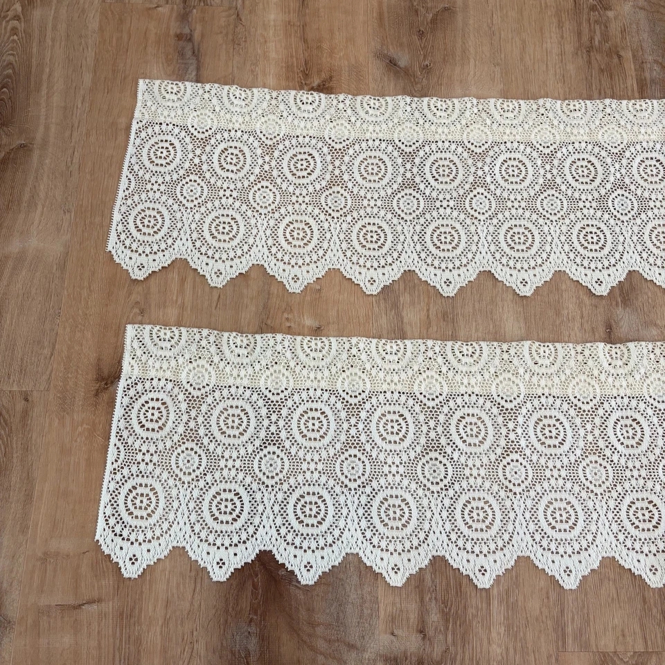 Комплект из 2 не совсем белых кружевных потертых оконных занавесок для коттеджа фермерского дома цвета цвета слоновой кости - Изображение 2 из 4