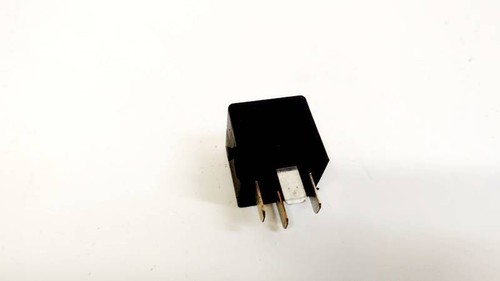 A0025421319 Relais, Arbeitsstrom V23134B52X336 Mercedes-Benz B-CL DE2195141-08