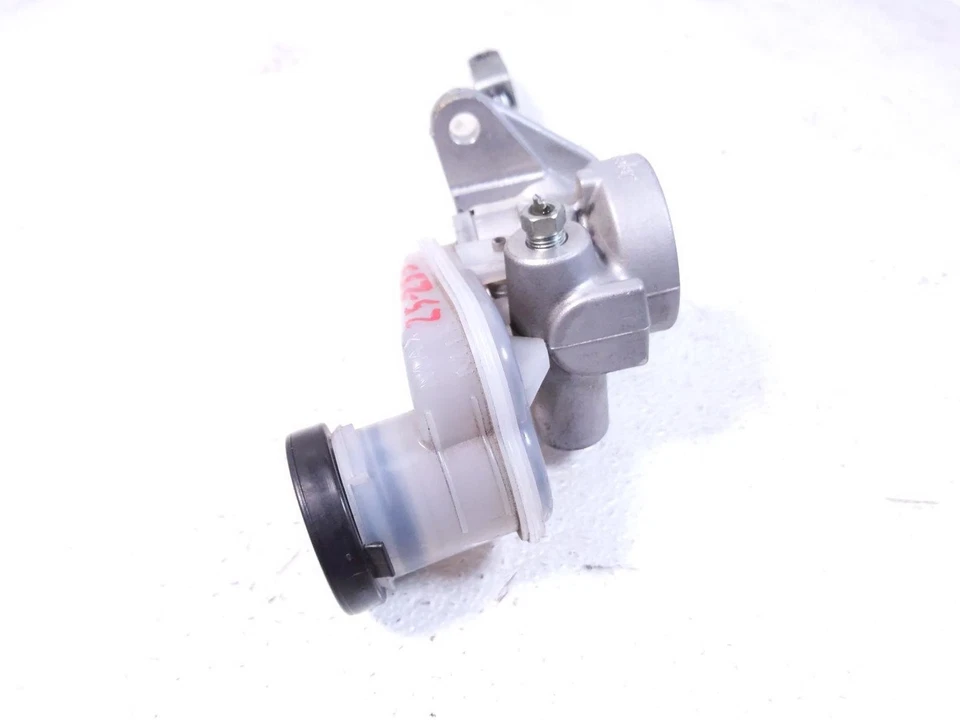 Cilindro maestro de embrague Toyota 86 2017-2020 con conjunto de resolución Su003-07118 Foto 3 de 4