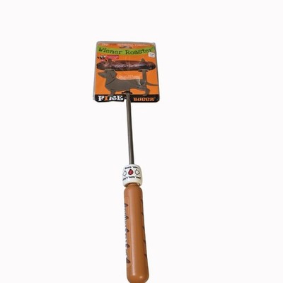 Reach and Roll Wiener Dog Extendable Campfire Roaster Wieners  Marshmallows NEW