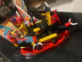 LEGO Pirates: Islander Catamaran (6256) - 99%  complete with instructions