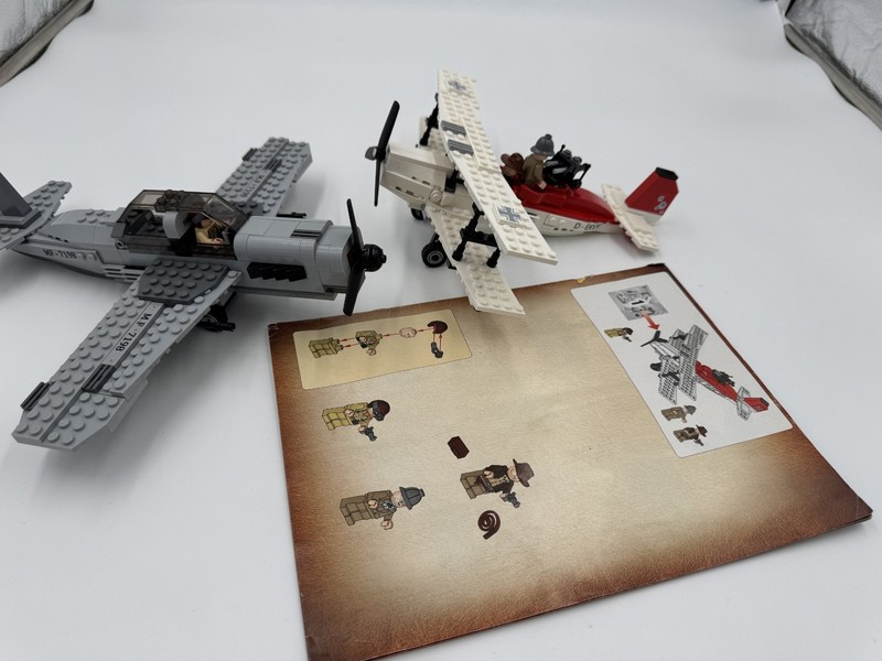 lego indiana jones fighter plane attack 7198 with minifigs
