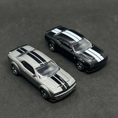 CCA 1/64 2022 Dodge Challenger SRT Jailbreak Black/Gray | eBay