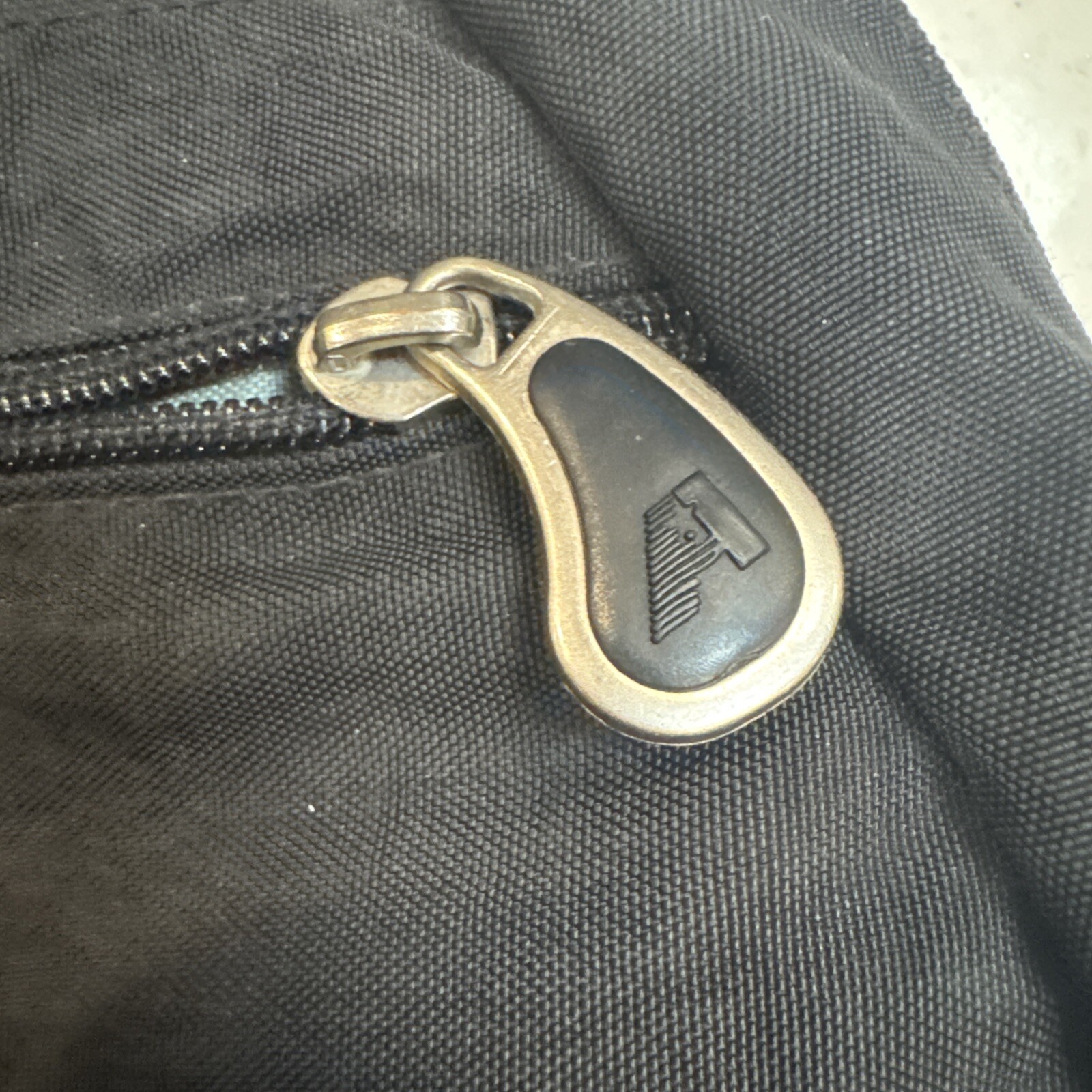 Ameri-Bag Healthy Back Bag Sling Bag Distressed N… - image 5