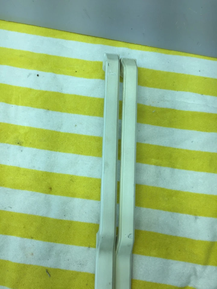 JUEGO MANIJA PUERTA FRIGORÍFICO HOTPOINT WR12X10635 Envío Gratis Foto 3 de 4