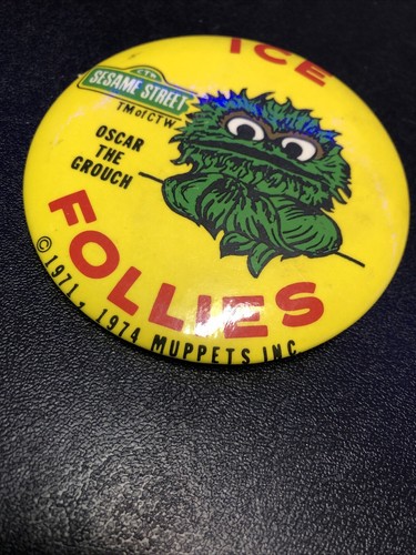Sesame Street Ice Follies Oscar the Grouch 1970s 1971 1974 Button Pin - Picture 3 of 3