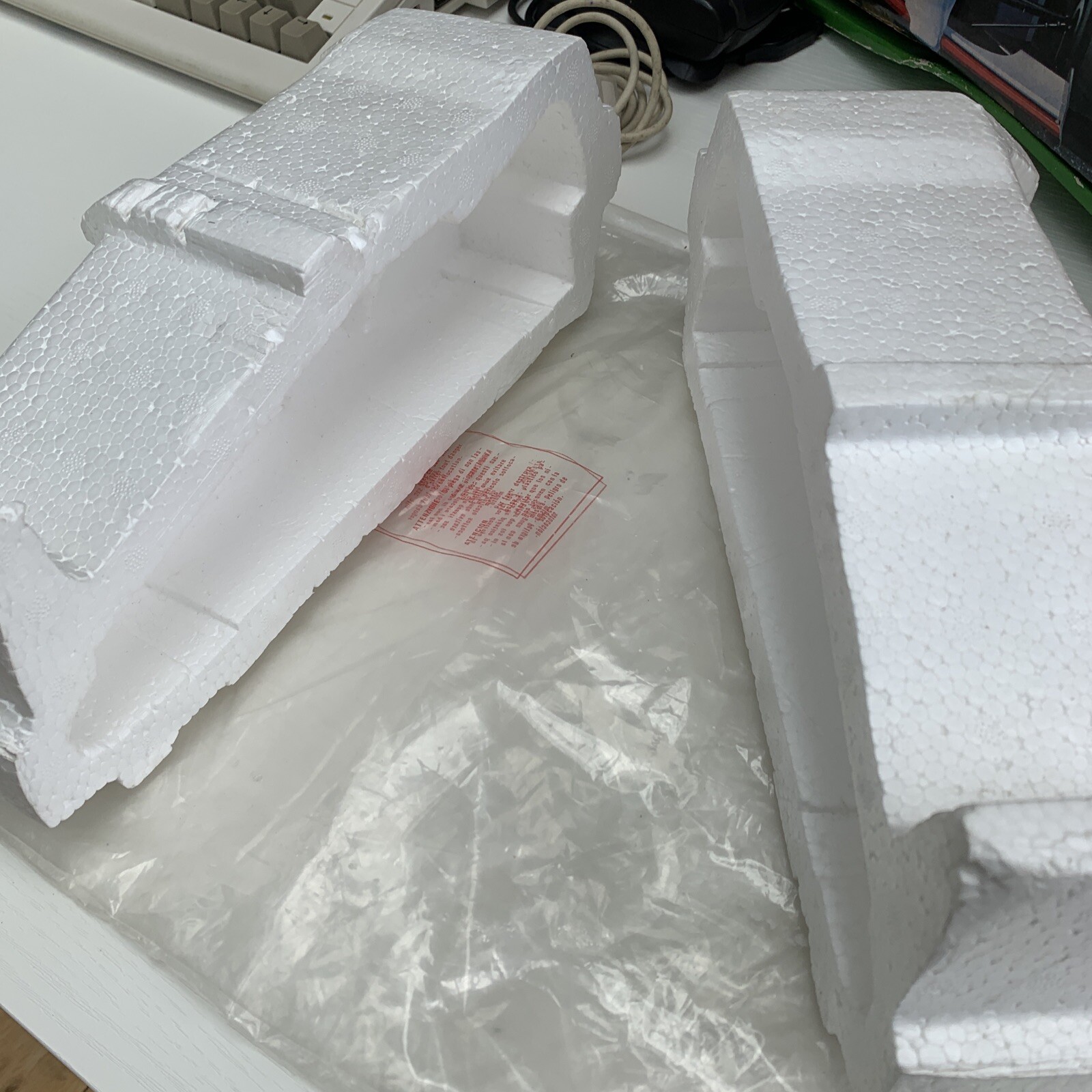 Commodore Amiga 600 - Fully Boxed Original Condition - Factory sealed! CLEAN A+ - Picture 4 of 23