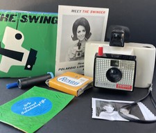 Vintage Polaroid THE SWINGER Model 20 - Land Camera w/ Box Papers - Untested