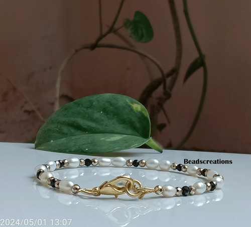 AA 3 mm Braccialetto Perla Bianca e Spinello Nero Regalo per Bambini - Foto 5 di 10