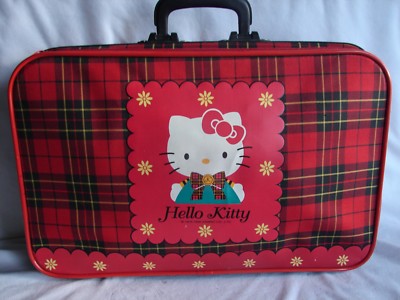 hello kitty suitcase vintage