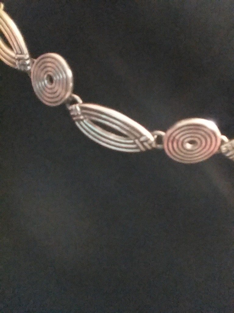 Picture 2 of 7