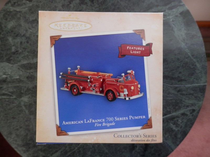 Halllmark Keepsake Ornament - American LaFrance 700 Series Pumper Fire Brigade