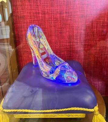 2025 Disney Parks Cinderella 75th Anniversary  Glass Slipper Figurine New