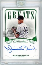 Mariano Rivera 2020 Panini Flawless Greats Emerald Autograph Card #GA-MR 2/3