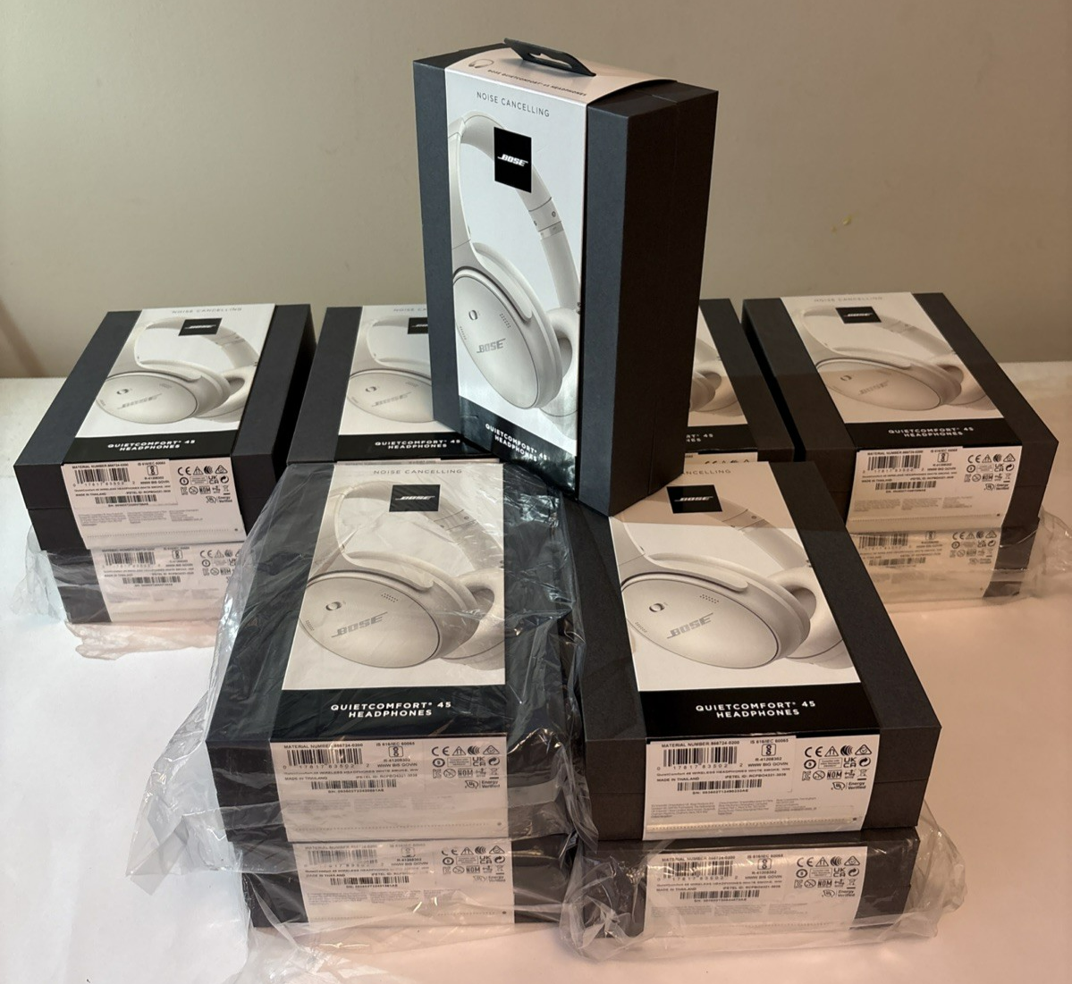 Bose QuietComfort 45 Wireless Over-Ear Headset - White Smoke for