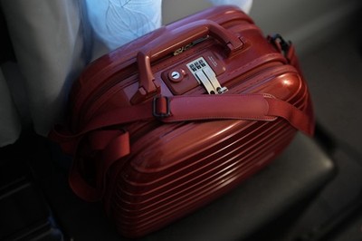 2015 RIMOWA Salsa Deluxe Beauty Case 2nd Gen Oriental Red TSA Lock (Pre-LVMH)