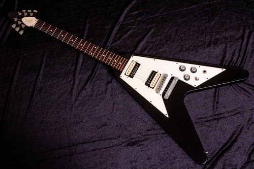 Used Gibson / Flying V '67 Mod Ebony 01151472 3.2Kg Consignment Toniq Yokohama - Picture 2 of 9