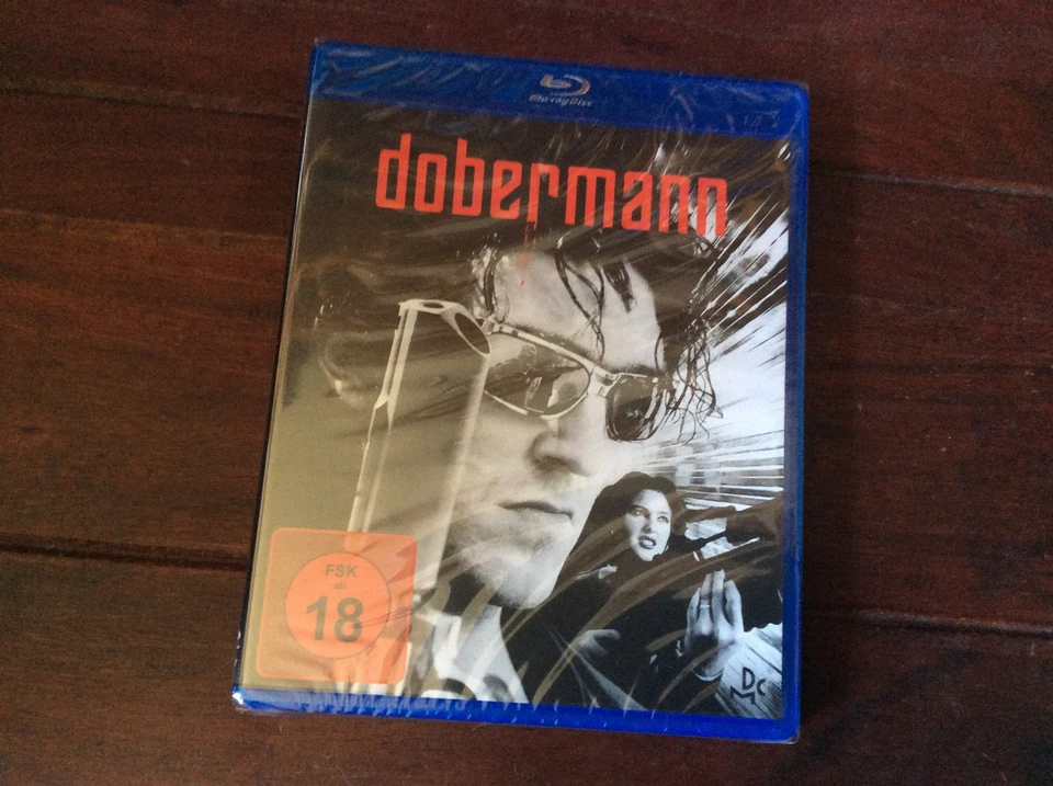 Dobermann  [Blu ray] FSK18 NEU OVP Monica Bellucci Vincent Cassel - Bild 1 von 1
