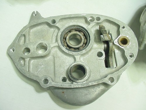 BSA PRE UNIT A10 A7 B34 TRANSMISSION HOUSING CASES PART # 42-3003 CAST IN IT, ST - Picture 6 of 8