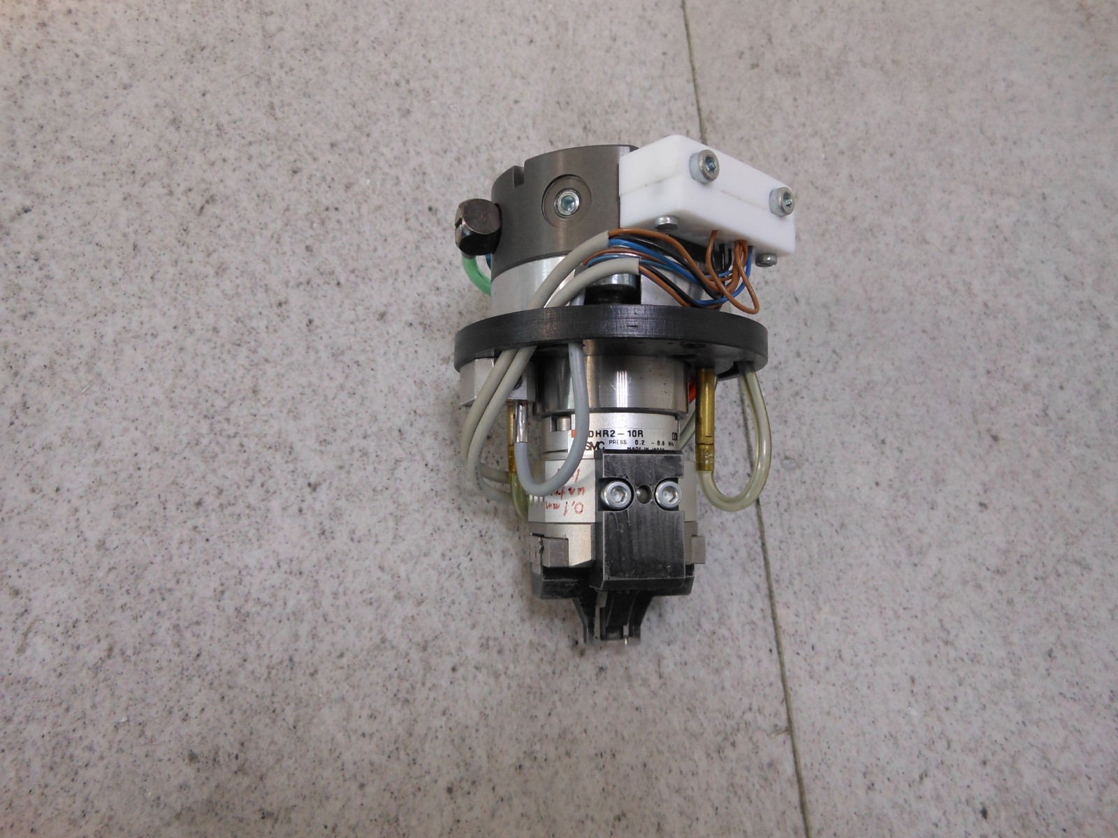 Schunk SWA 10 302311 + Parallel Gripper SMC MDHR2-10R Assembler Gripper
