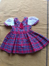 Une  très jolie robe écossaise de poupée de 40/42 cm .Va à Marie Françoise