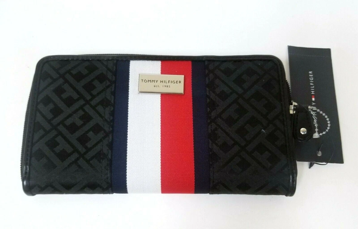NEW TOMMY HILFIGER BLACK REFLECTIVE CANVAS BLUE RED WHITE STRIPED ZIP WALLET