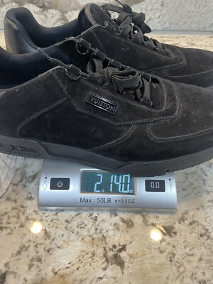 Louis Vuitton - Authenticated LV Runner Active Trainer - Leather Black Plain for Men, Very Good Condition