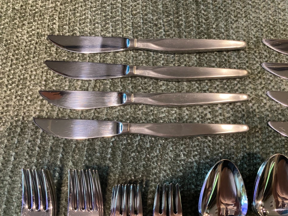 Servicio Noritake Linden Vintage Acero Inoxidable 18/8 para 8 Platería 52 Piezas Foto 4 de 4