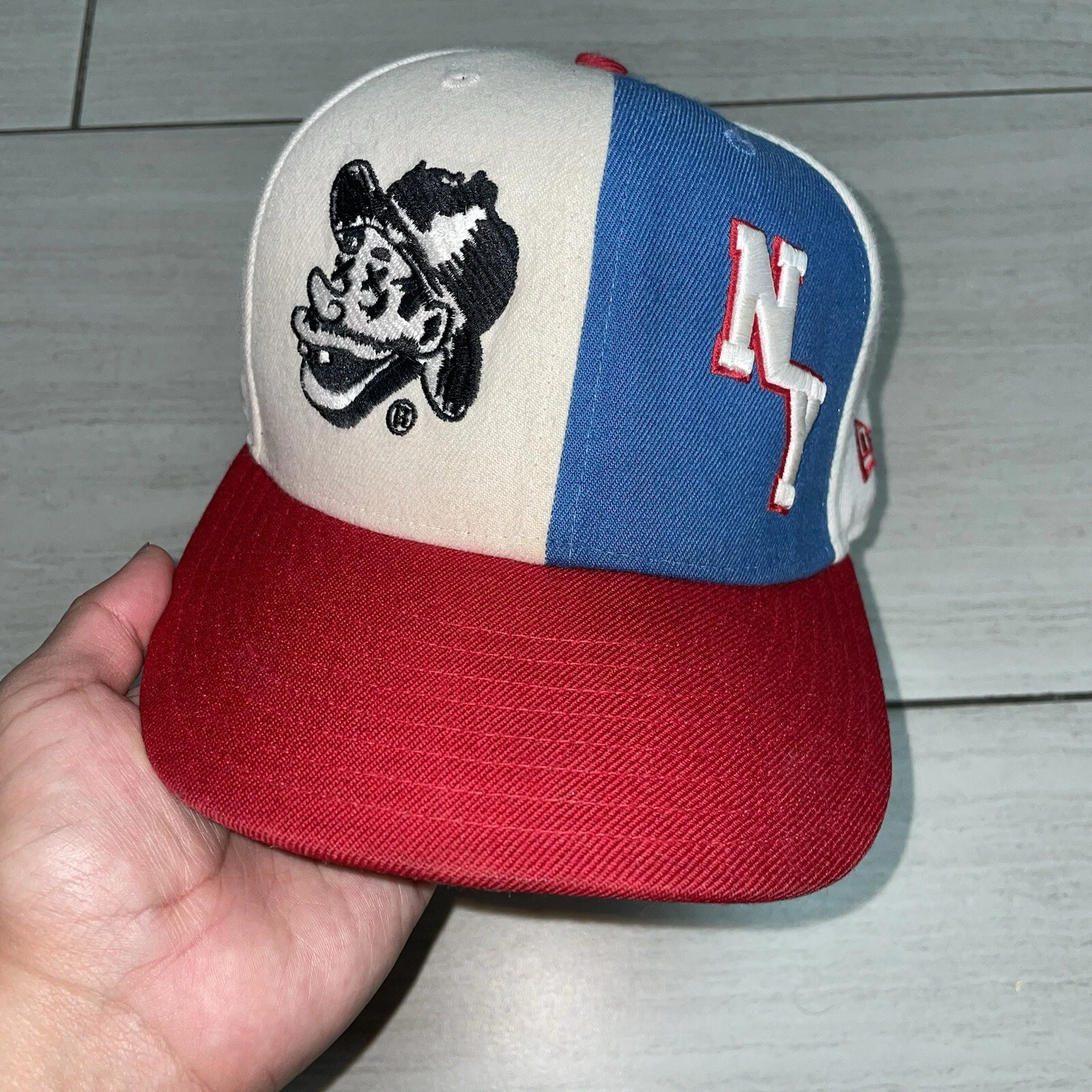 Chapeau ajusté Supreme New Era rare LA taille 7 3/8