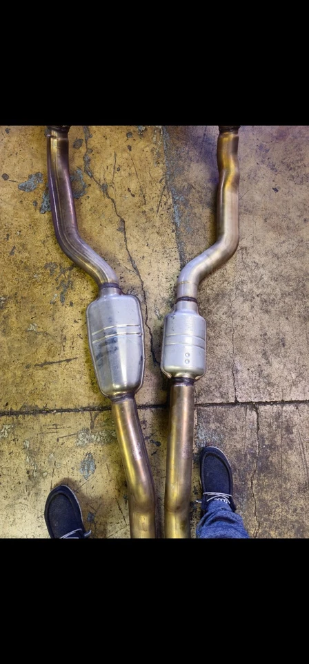 2022 audi s8 L exhaust - Image 3 of 4