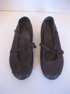 skechers criss cross shoes