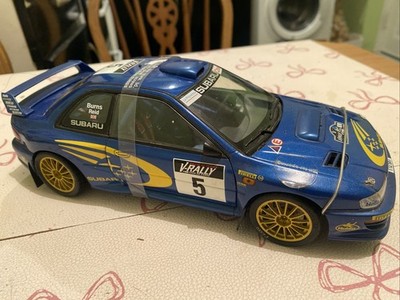 AUTOART SUBARU RALLY 22B 1999 V-Rally Burns Reid United Kingdom 1:18 Modell selten