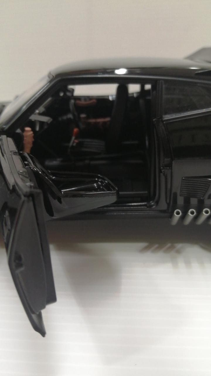Picture 4 of 11