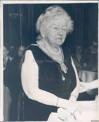 1948 Seattle Mrs Eugene Fuller Necklace Portrait Historic Vintage Photo 8x10