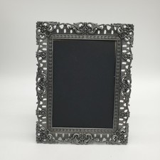 Vintage Filigree and Rose Pattern Metal Picture Frame