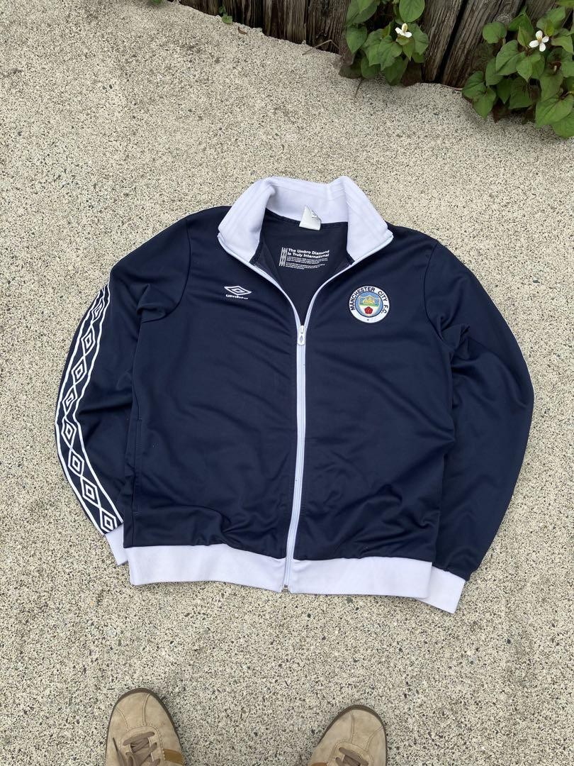 ほぼ新品 Umbro × Manchester City jacket ほぼ新品 Umbro × Manchester City jacket