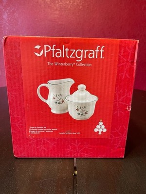 Pfaltzgraff Winterberry Collection Sugar & Creamer Set