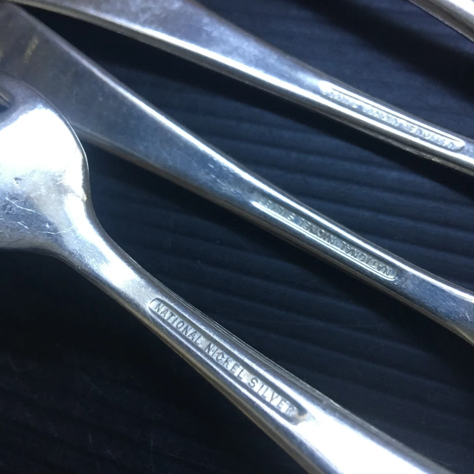 Garfos de prata níquel vintage da década de 1970 premium nacional 10 peças 7 L x 1 W - Imagem 3 de 4