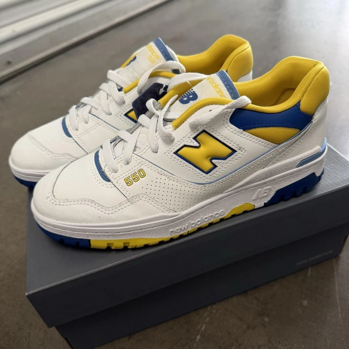 New Balance 550 Beige Blue White B550WCA Men\'s 10/Women\'s 11.5 Basketball NIB New Balance 550 Beige Blue White B550WCA Men main image 4