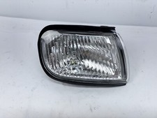 1997 1998 1999 Nissan Maxima Halogen Front Right Turn Signal Park Marker