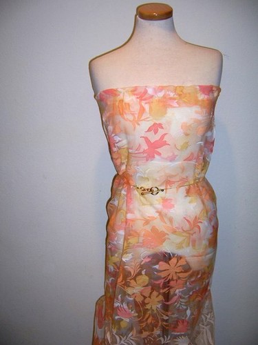 DESIGNER FABRIC DIVINE PEACH DEVORE ORGANZA HAND PAINTED IN CORAL SHADES 2YDS - Picture 6 of 6