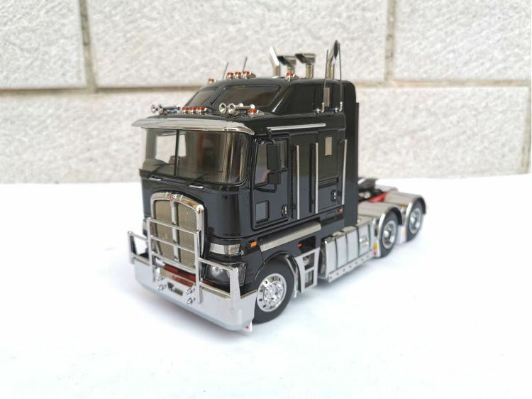 Exclusive Kenworth K200 Prime Mover Truck Black 1/32 DieCast