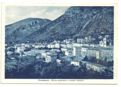 CARTOLINA ROCCASECCA PANORAMA E CASETTE POPOLARI VIAGGIATA 1954 ED. F. FIORELLI
